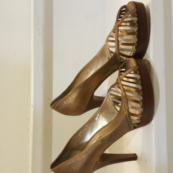 Jessica Simpson platform heels - Picture 7 of 7